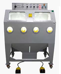 Double Operator Sandblasting Machine